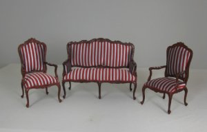 Palais Settee and Two Chairs
